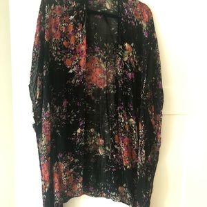 lovestitch Tops - Lovestitch Floral Kimono lovestitch Tops - Lovestitch Floral Kimono